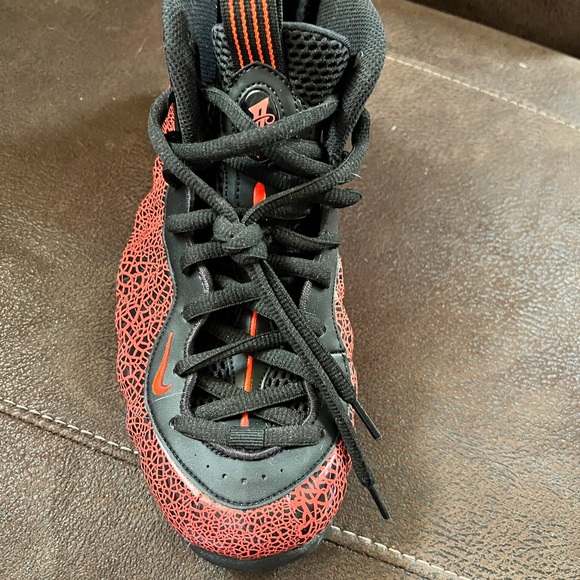 Nike Foams Cracked Lava - Picture 2 of 4